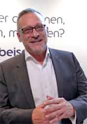 Fachartikel Mitarbeiterbindung. Drei Fragen an Gunther Wolf.
